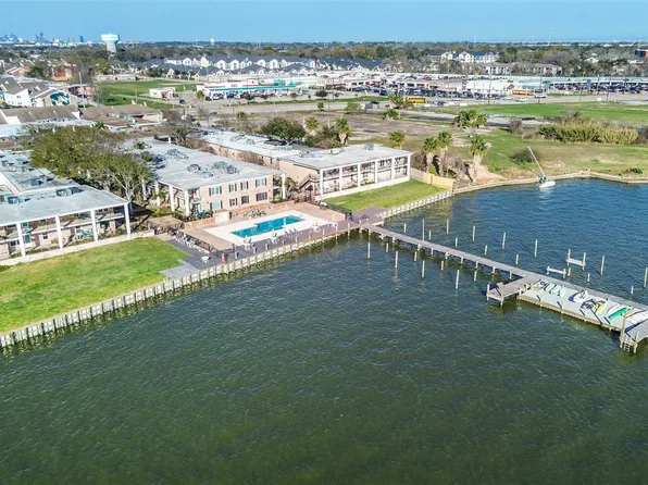 3535 Nasa Road 1 Pkwy #13, Seabrook, TX 77586