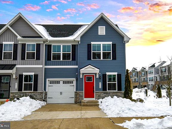 2nd image of 4512 Briarhaven Dr
