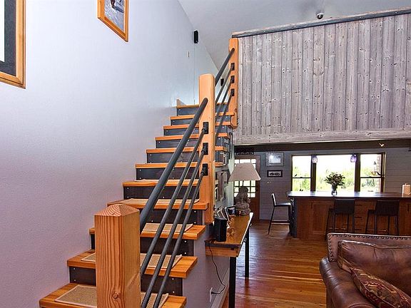 4th image of 32 Riverview Rd