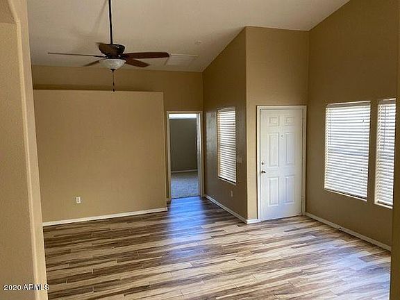 3rd image of 8918 E Capri Ave