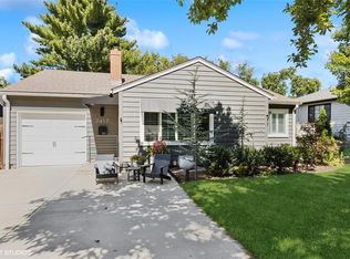 7417 Cherokee Dr, Prairie Village, KS 66208