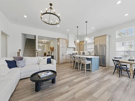 2nd image of 333 McCullough Ave