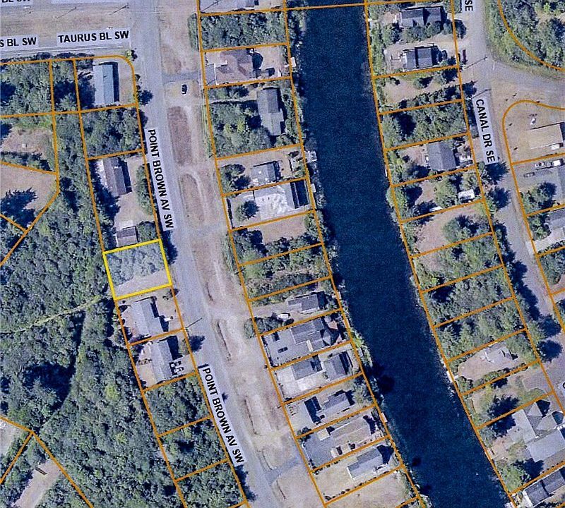 2nd image of 511 Point Brown Ave SW