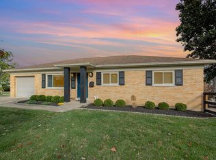 26 Locust Ln, Florence, KY 41042
