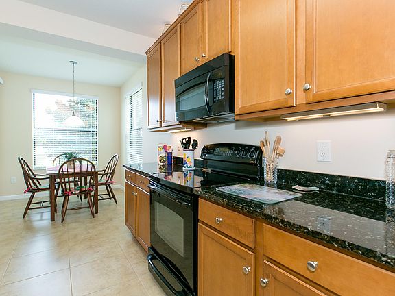 5th image of 18 Fawn Gully Ln