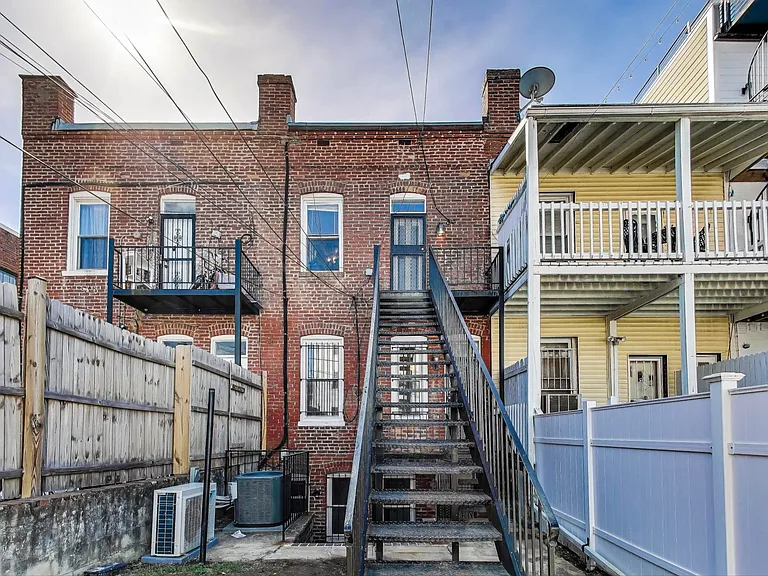 613 Park Rd NW #1 — Photo 34