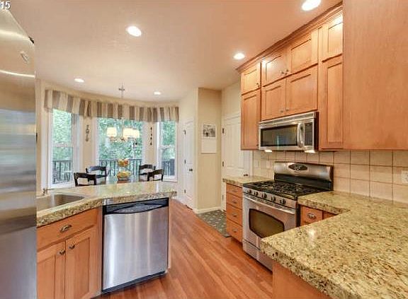 5th image of 6906 NE 17th Ave