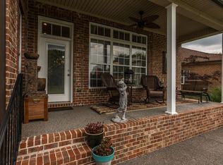 1123 Fairvue Village Ln, Gallatin, TN 37066