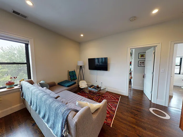 11 Newcomb St #10 — Photo 5