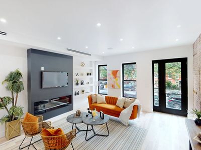 1082 Bushwick Ave, Brooklyn, NY, 11221