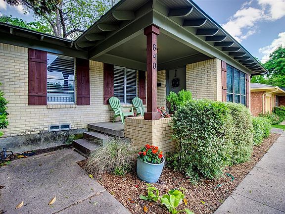 3rd image of 840 Brookhurst Dr