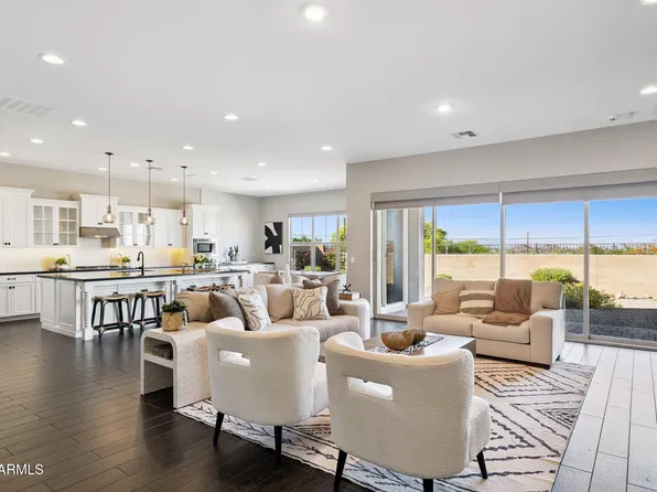 7707 S 43RD Place, Phoenix, AZ 85042