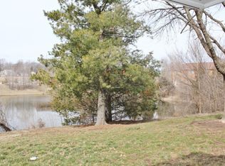 1115 W Broadway #B, Columbia, MO 65203