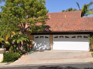 2875 Bottlebrush Dr, Los Angeles, CA 90077