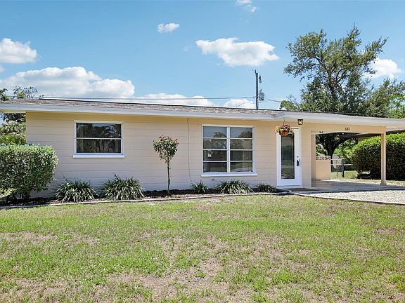 3rd image of 681 Palmetto Dr