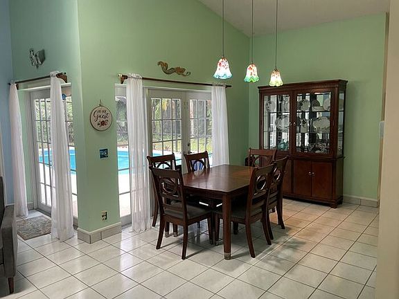 3rd image of 5762 Peachwood Ct