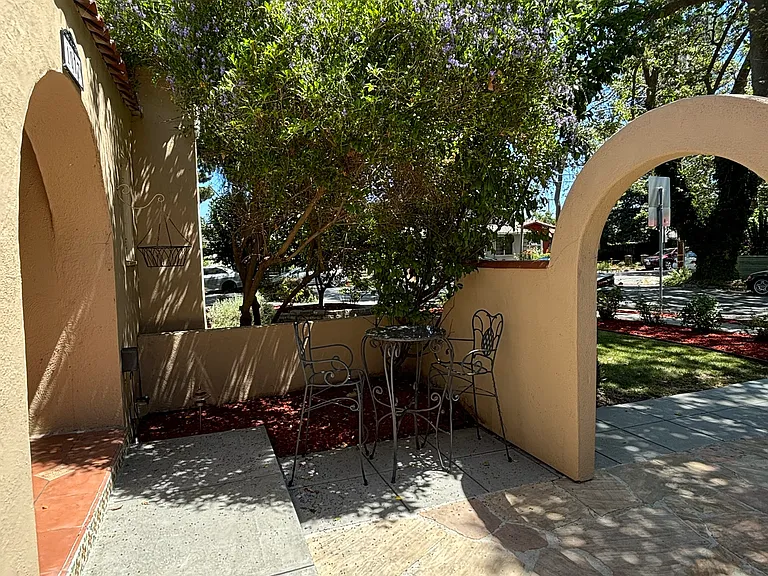 1077 Obrien Ct — Photo 6