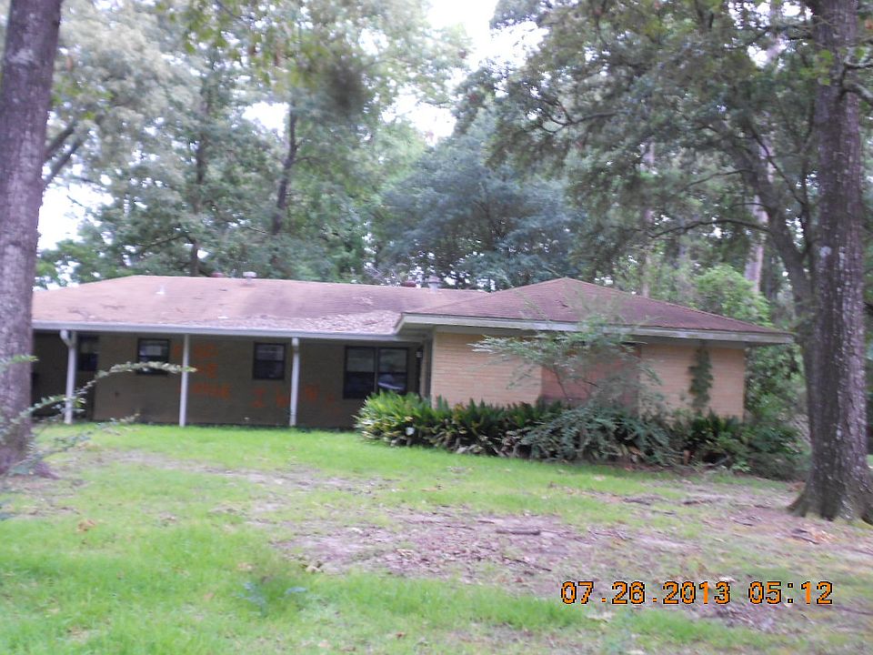 2nd image of 110 Cone Dr
