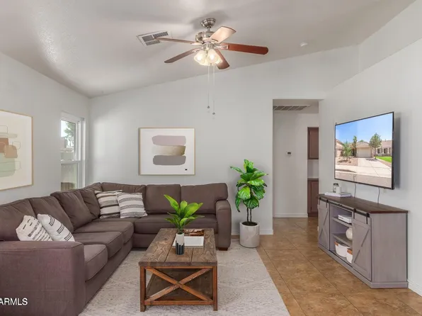 941 W HUDSON Way, Gilbert, AZ 85233