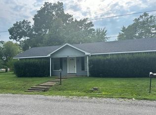 1025 N Hamilton St, Marissa, IL 62257