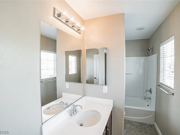 7224 Nook Crest Ct — Photo 15