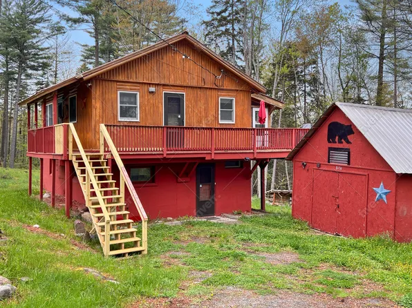 8136 Nys Rte #28N, Long Lake, NY 12847