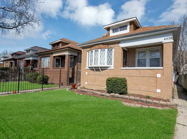 4428 W Rice St, Chicago, IL 60651