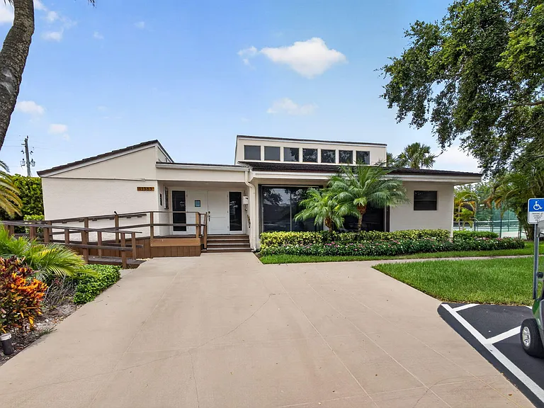 11354 Briarwood Pl — Photo 39