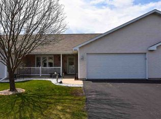 356 Wyldewood Dr UNIT C, Oshkosh, WI 54904