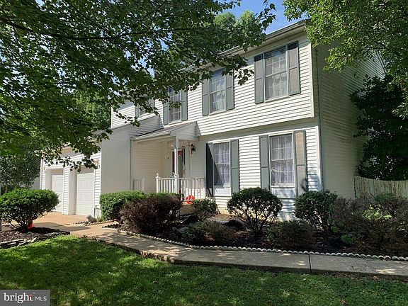 4th image of 61 Briarwood Dr