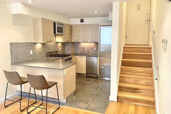 Rented by Sotheby's International Realty | media 20