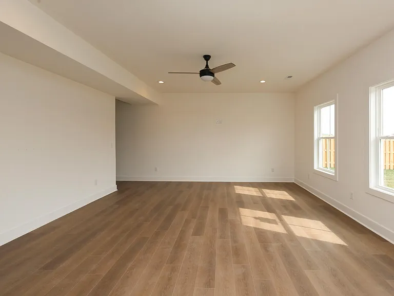 208 Skaggs Blvd — Photo 13