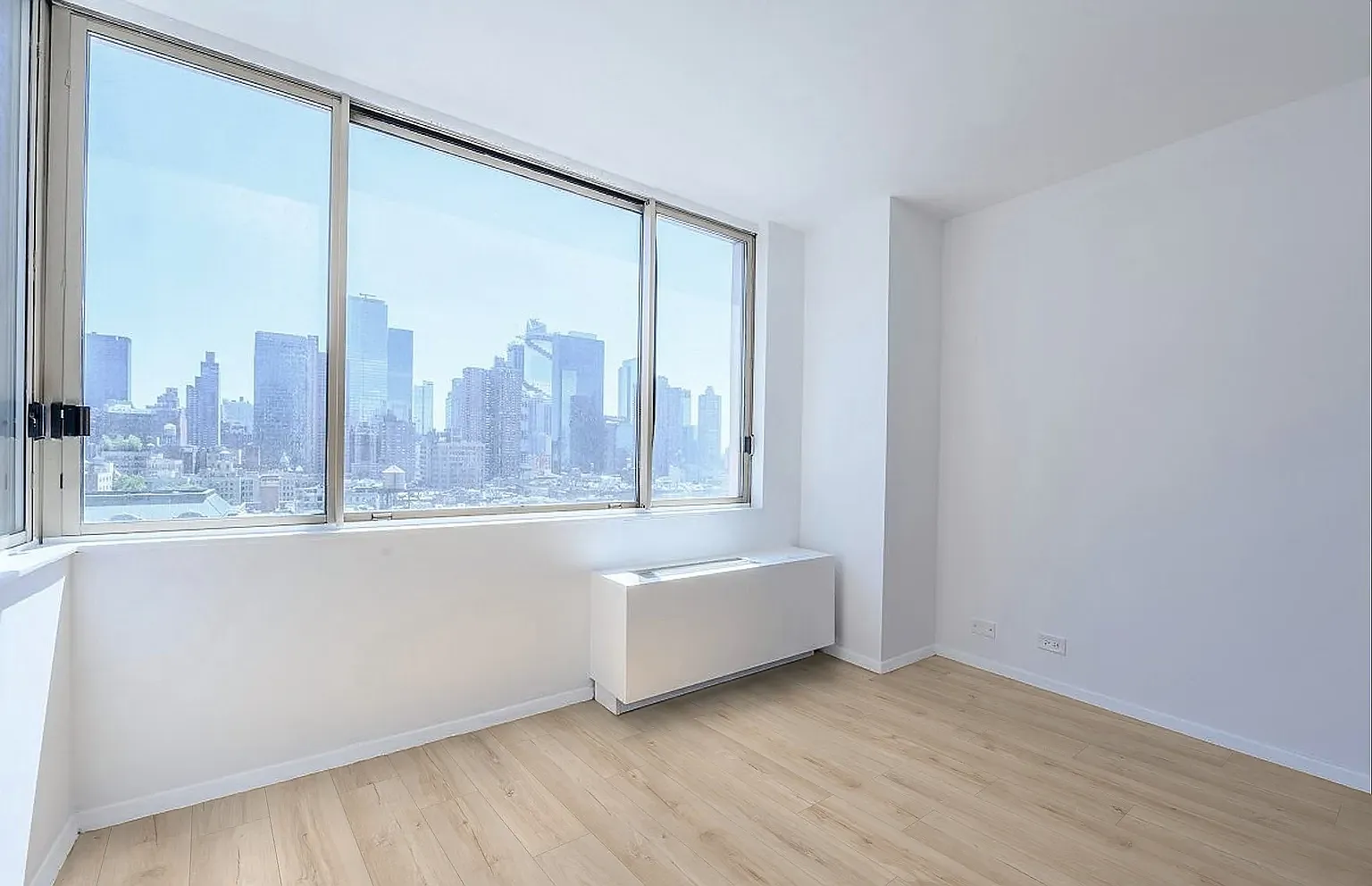 350 West 50th Street — Photo 3