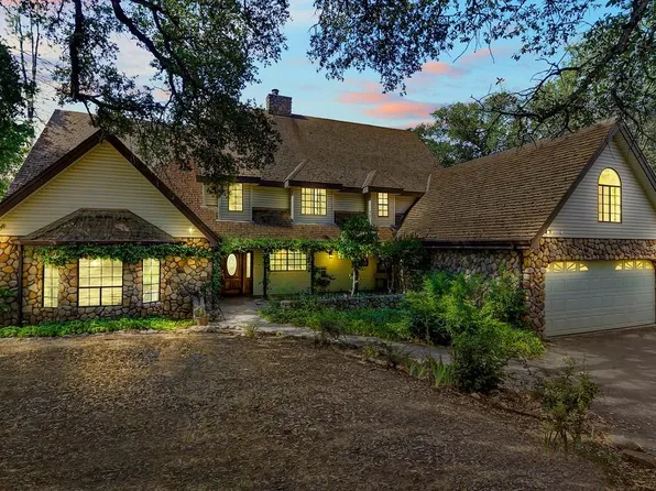 2815 Ivy Knoll Dr, Placerville, CA 95667