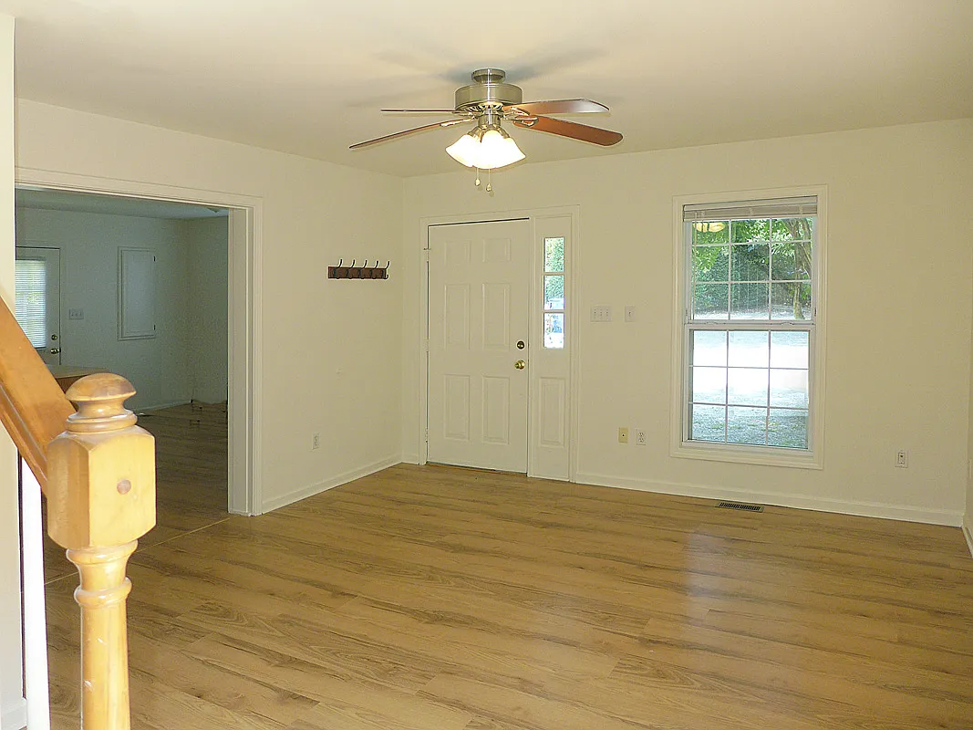 4 bed, 1650 sqft, $3,400 — Photo 3