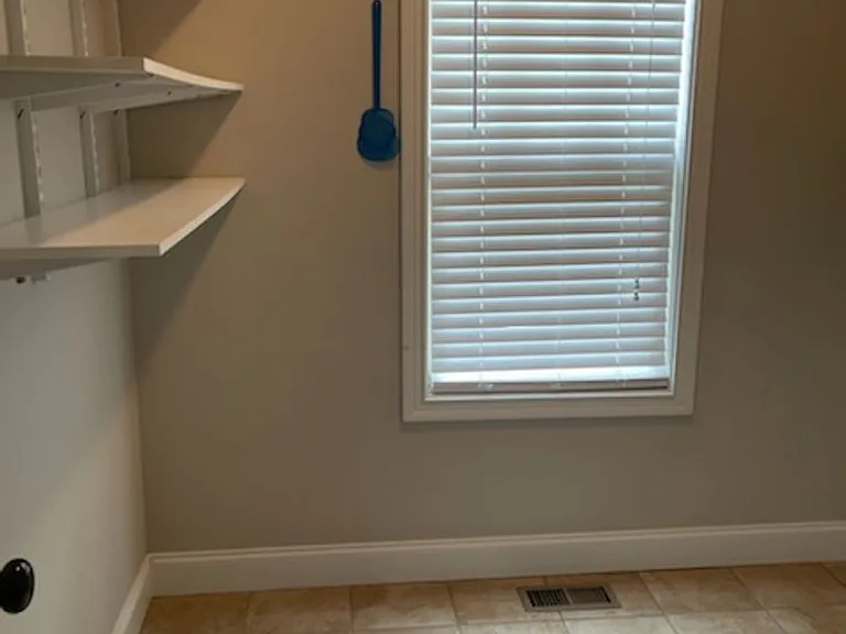 2622 Vista Meadows Ln — Photo 16