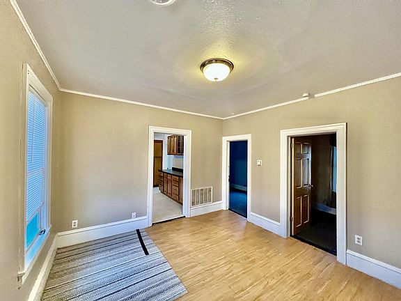 5th image of 1501 Erie Ave #1501A