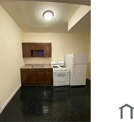 19 Lawrence St #1W — Photo 11