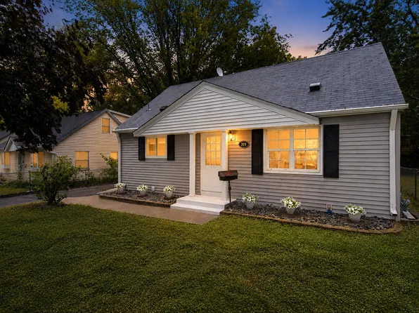 319 Van Buren Ave S, Hopkins, MN 55343