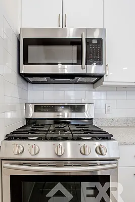 Rented by EXR | media 27