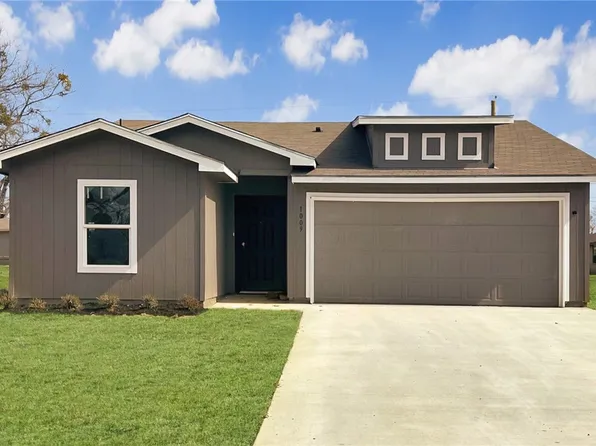 1009 Walker St, Waco, TX 76704