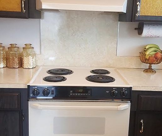 3rd image of 3640 SE El Camino Dr
