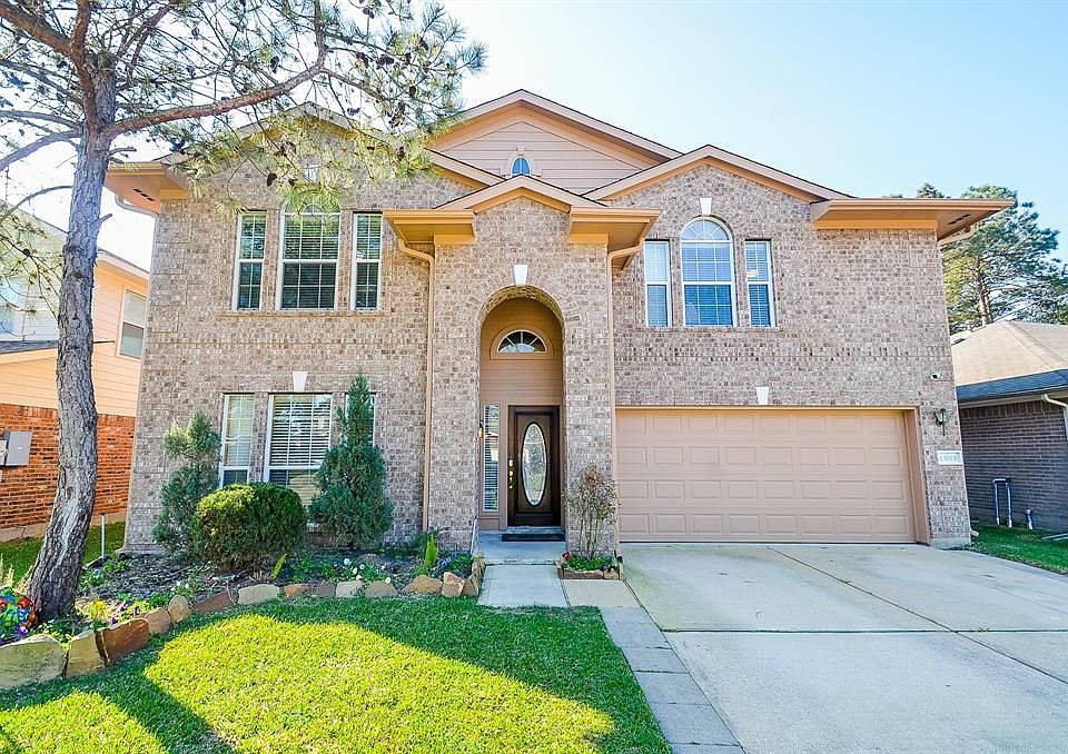 1st image of 13915 Sac Ct