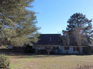 84 Mayfield Rd, Laurel, MS 39443