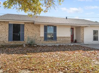 5300A Queens Ct, Lake Dallas, TX 75065