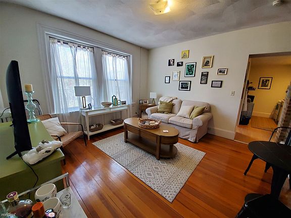 219 Harvard St 15 - 8