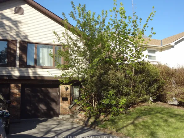 4170 Treetop Cres, Mississauga, ON L5L 2L9