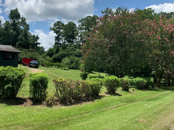 648 Wautauga Rd
