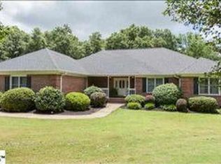 108 Riverfront Ln, Simpsonville, SC 29681