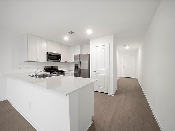 4th image of 31436 Moore Rd